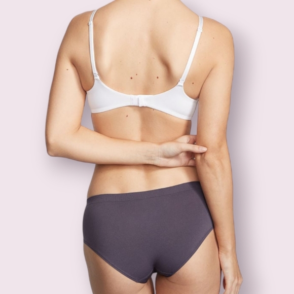 New Victoria Secret Seamless Hiphugger Panty Tornado - Picture 3 of 5